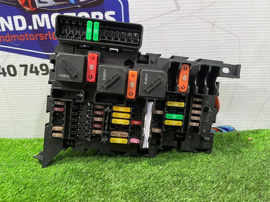 PANOU SIGURANTE MODUL RELEE MINI COOPER R56 1.5 BENZINA 2016 COD OEM 936050101 927035501 2014-2020