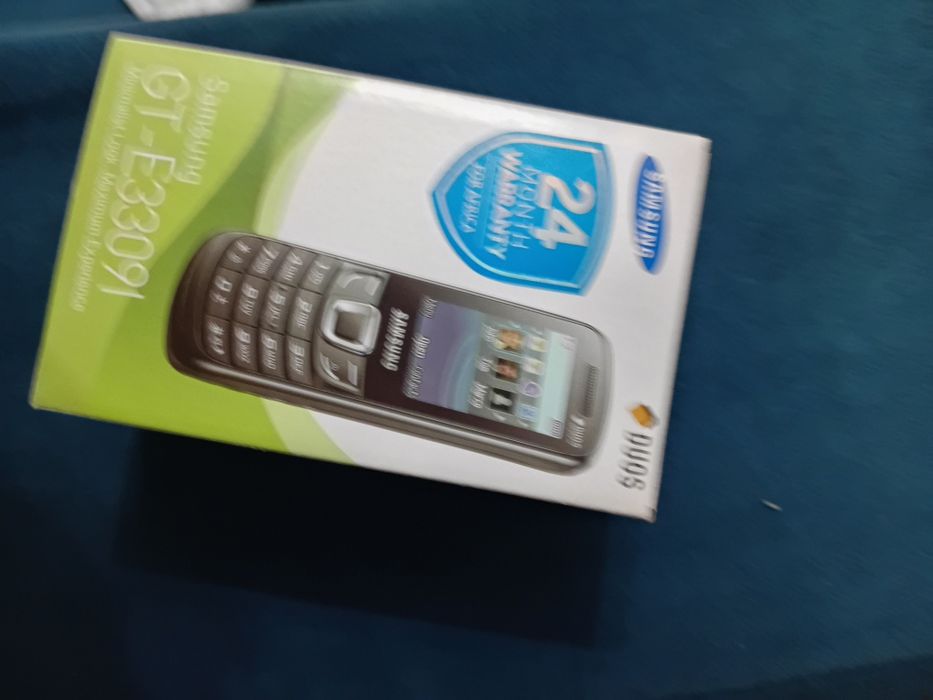 Продам телефон samsung