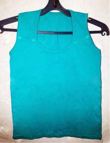 Майка (х\б).Новая . Размер 36-38(ОАЭ)