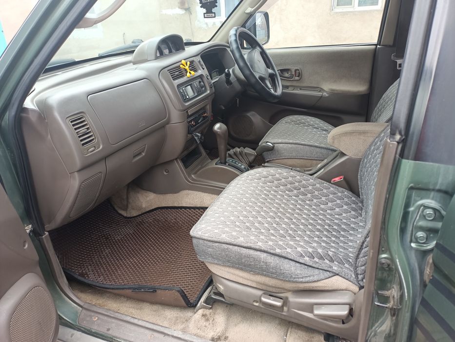 Митсубиси Челленджер