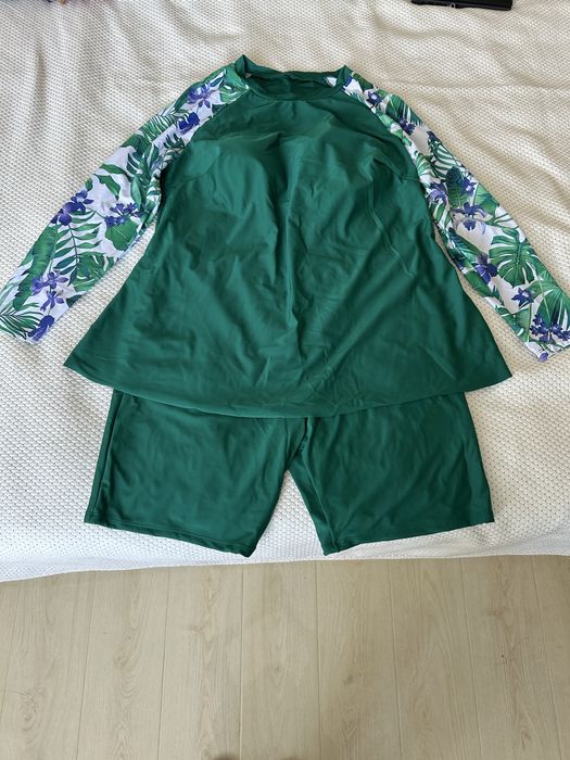 Продам купальник новый
