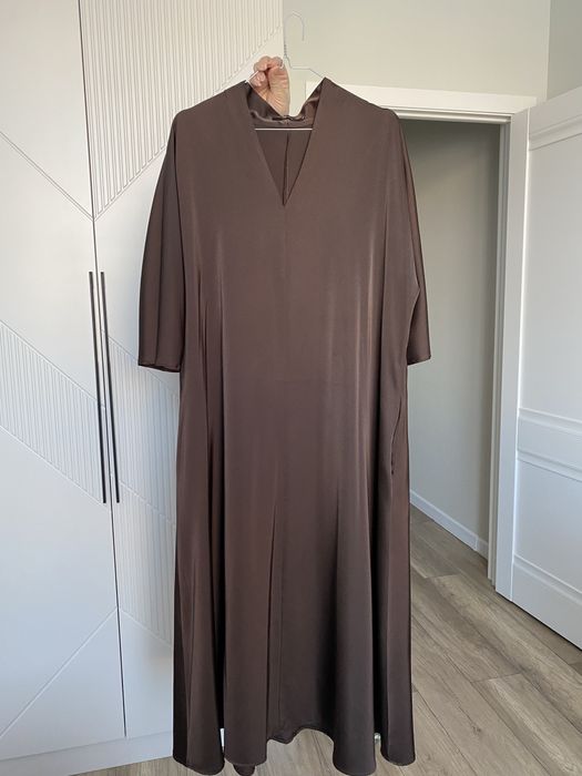 Продается женское платье