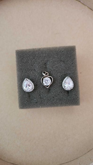 Сребърни бижута обеци и висулка