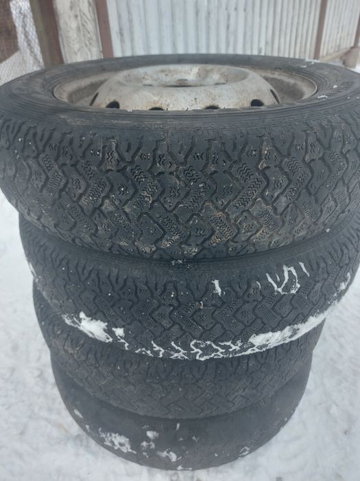 Продам колёса Нива 16