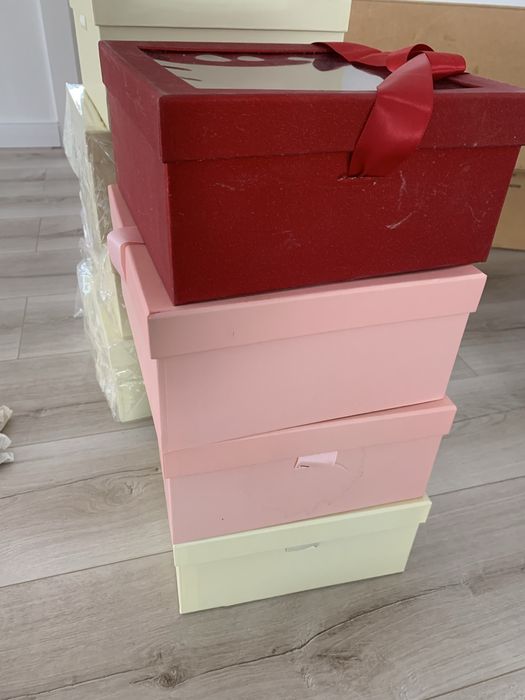 Подарочные коробки