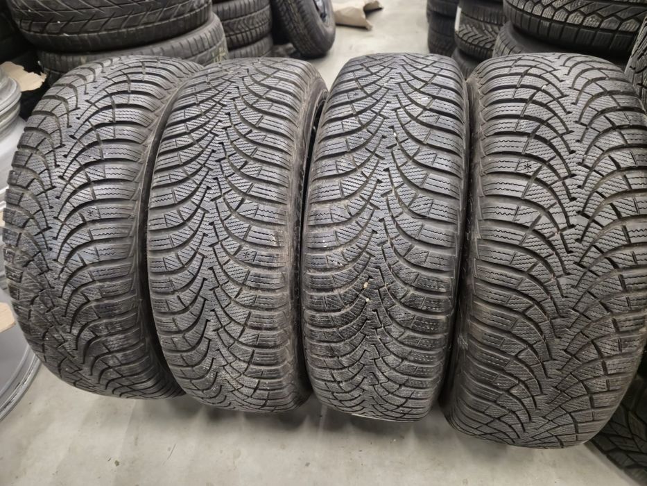 4 anvelope iarna Goodyear 205 55 16 stare buna
