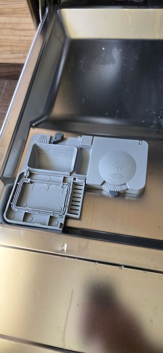 Съдомиялна Beko DFN 6833 60 cm свободностояща