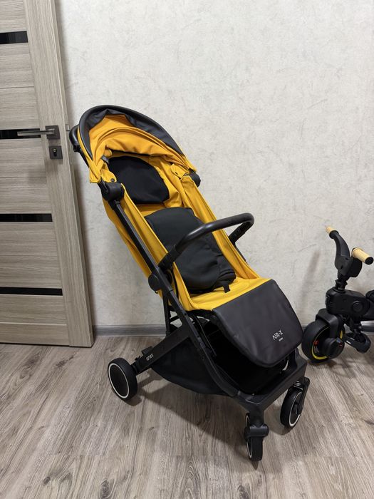 Продам прогулочную коляску Anex Air-X