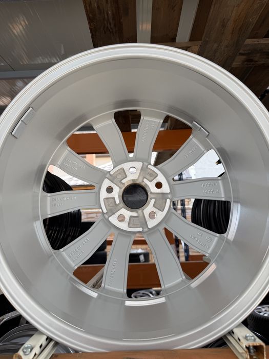 Jante Aliaj originale VW T-Roc / Tiguan R18 – 7Jx18 ET45 – 5x112 –