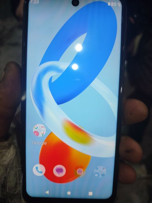 Телефон продаеться