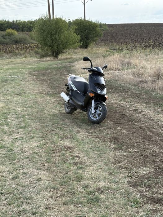 Aprilia Leonardo 150