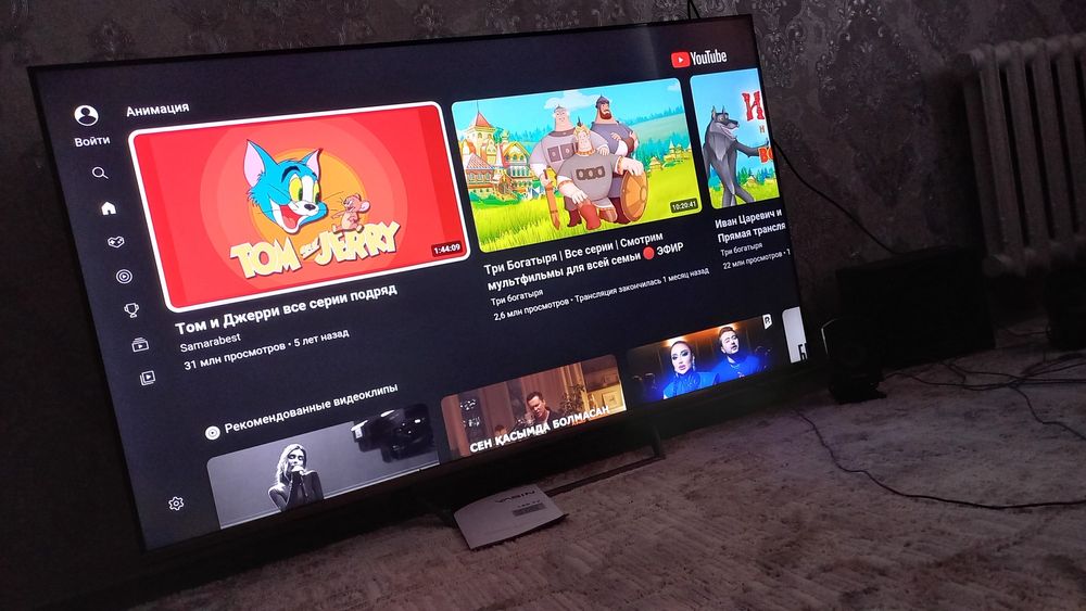 Продам 4к QLED телевизор