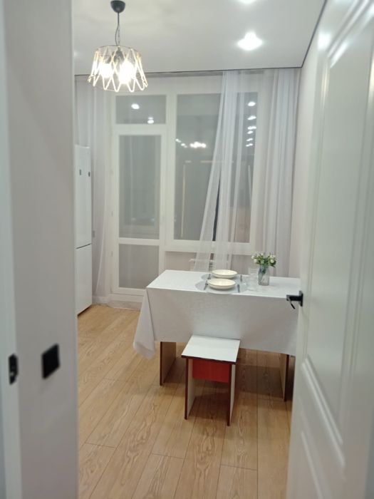 Сдаю 1 ком квартиру посуточна