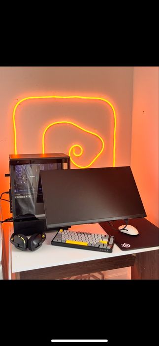 Компьютер с манитором