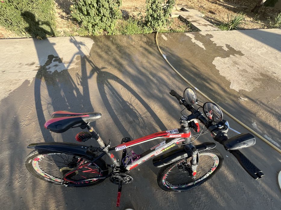 Велосипед в хорошом состояний