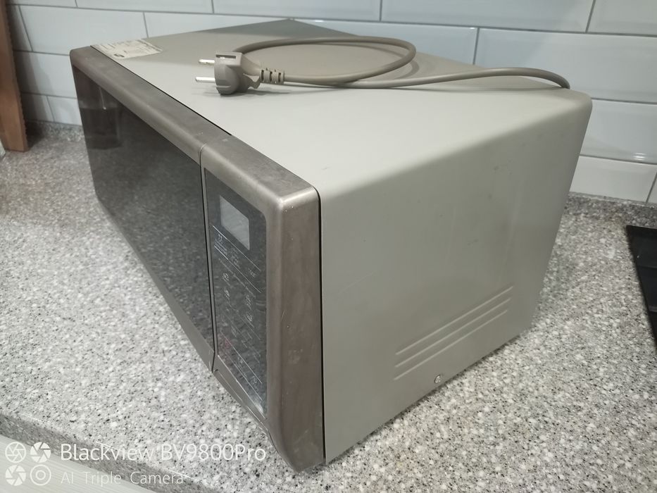 Микроволновка Samsung.