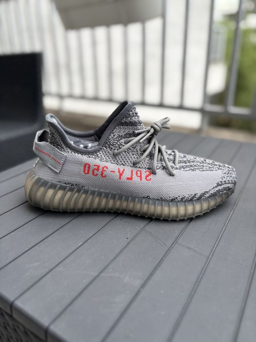Yeezy 350 vanzare