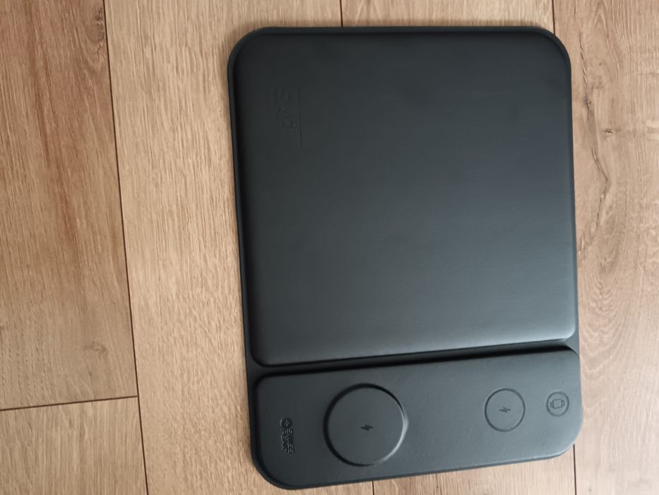 Swiss peak wireless charger  +  mouse pad 15 W