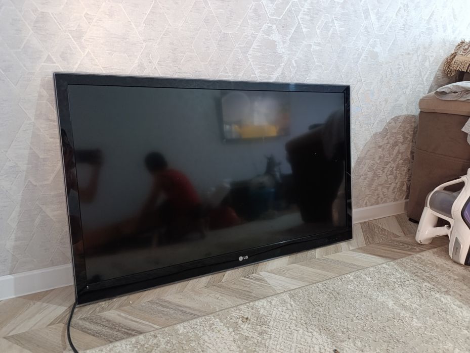 Продается телевизор