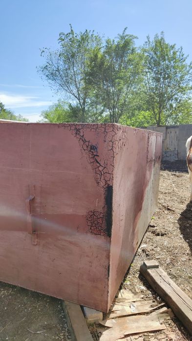 Продам 2 бодия под зерно,вода,и прочие