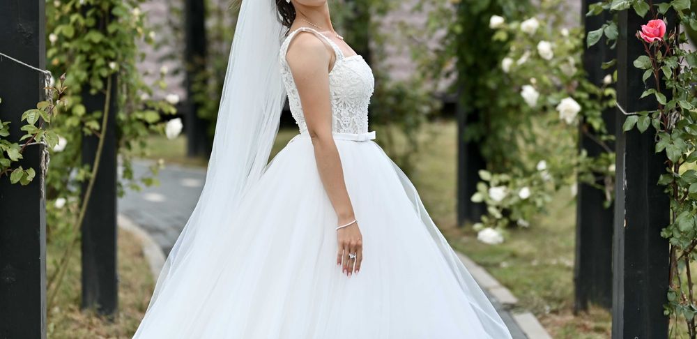 Donez rochie de mireasa tip A-line superba