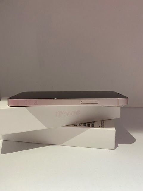 Продавам iPhone 13 mini