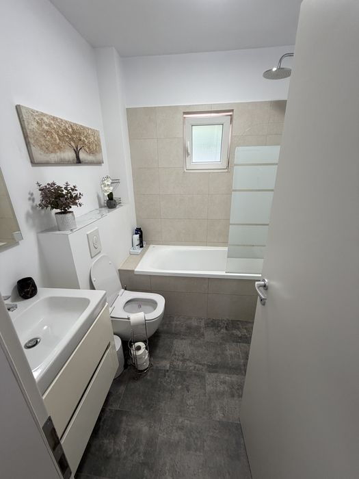 Garsonieră modernă 42 mp | Mobilată și utilată complet | Încălzire în pardoseală | Parcare proprie | Parter | Șelimbăr