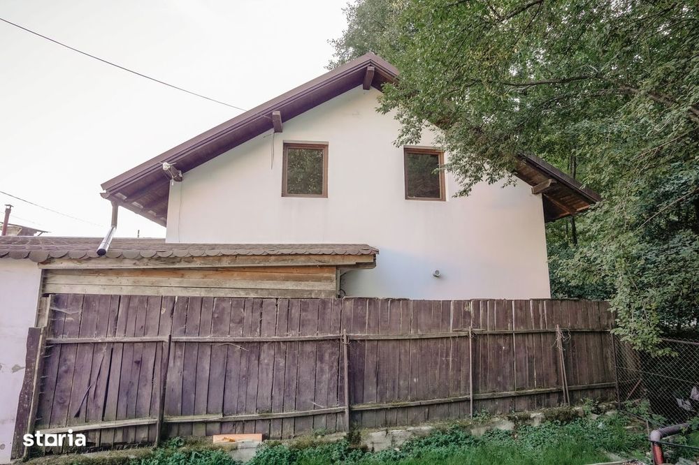 Casă cu teren la Prundu Bârgaului
