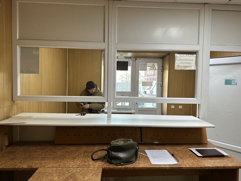 Перегородка пластиковая , дверь