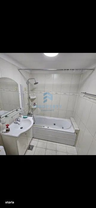 Inchiriere Apartament 3 camere in Decebal Prox. Metrou