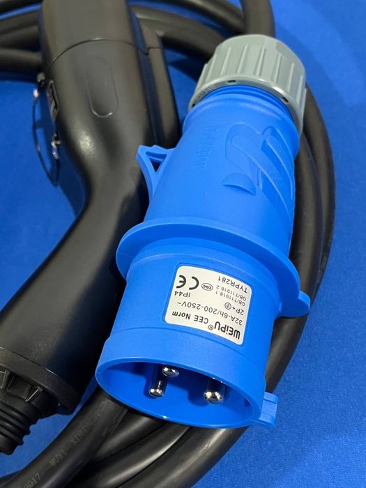 Зарядка для электромобиля зарядное устройство