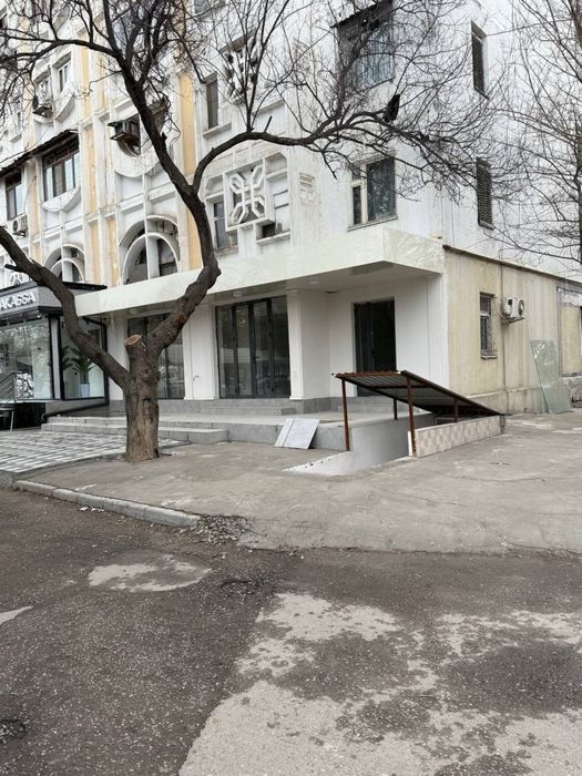 2-квартал ор: Универсам 70+30 кв.м 1-Линия