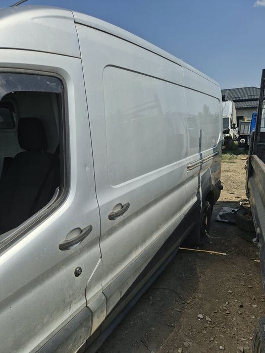 Faruri uși cutie roti aripi bara oglinzi piese ford transit 2.2E5 2015