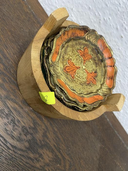 Италиански подложки Florentine 1960те Италия с дървена стойка