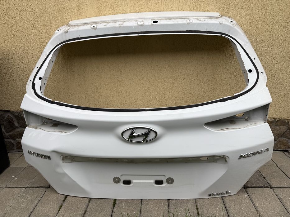 Bara spate si Haion Hyundai Kona electric 2021