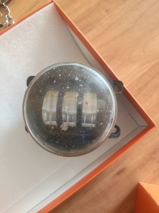 Продам противотуманки, led. Состояние отличное.