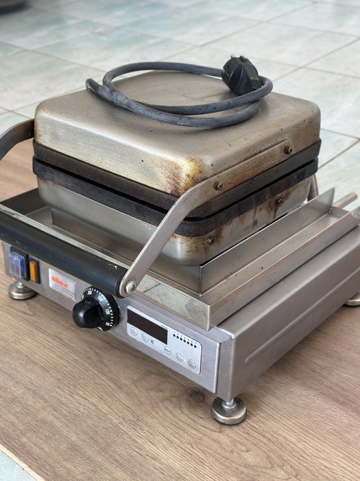 Aparat vafe profesional