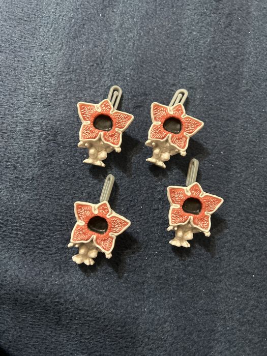 Фигурки от Kinder Joy - Stranger things