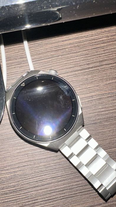 Смарт часовник Huawei GTI3 PRO