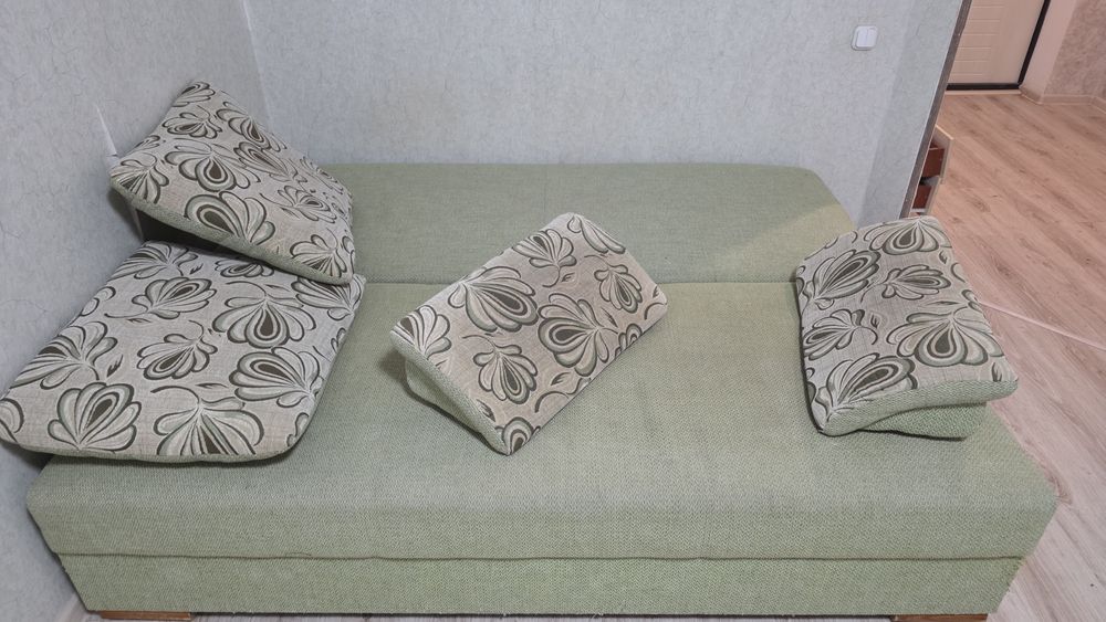 Продам диван раскладной