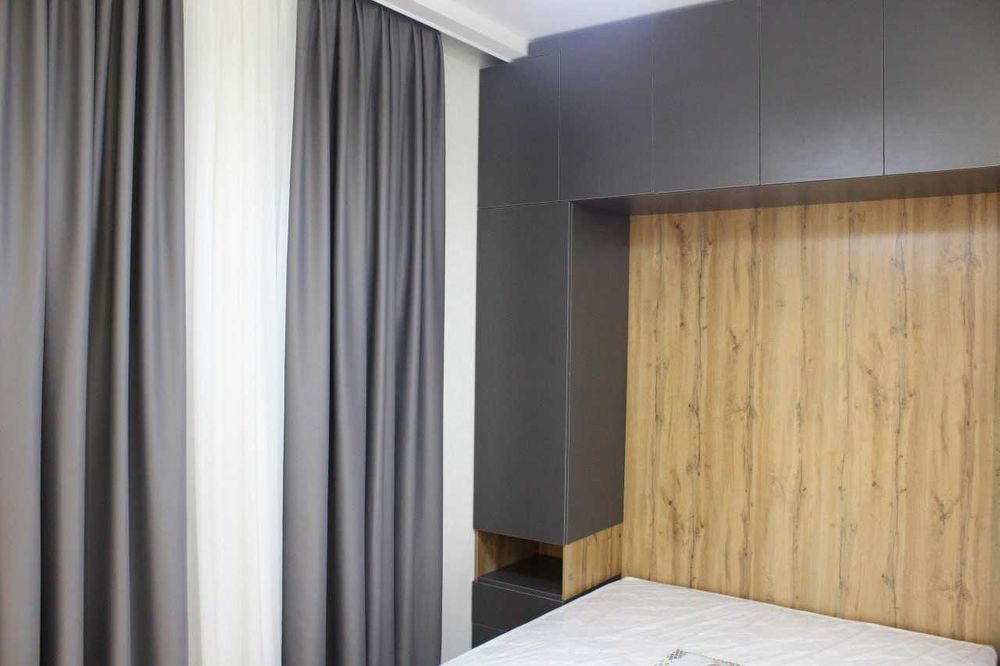 продается 3 комнатных квартира