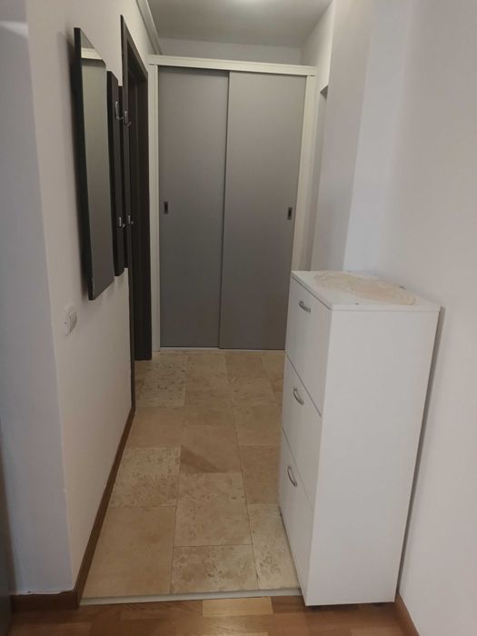 Ap 3 camere, et 2, D-na Stanca