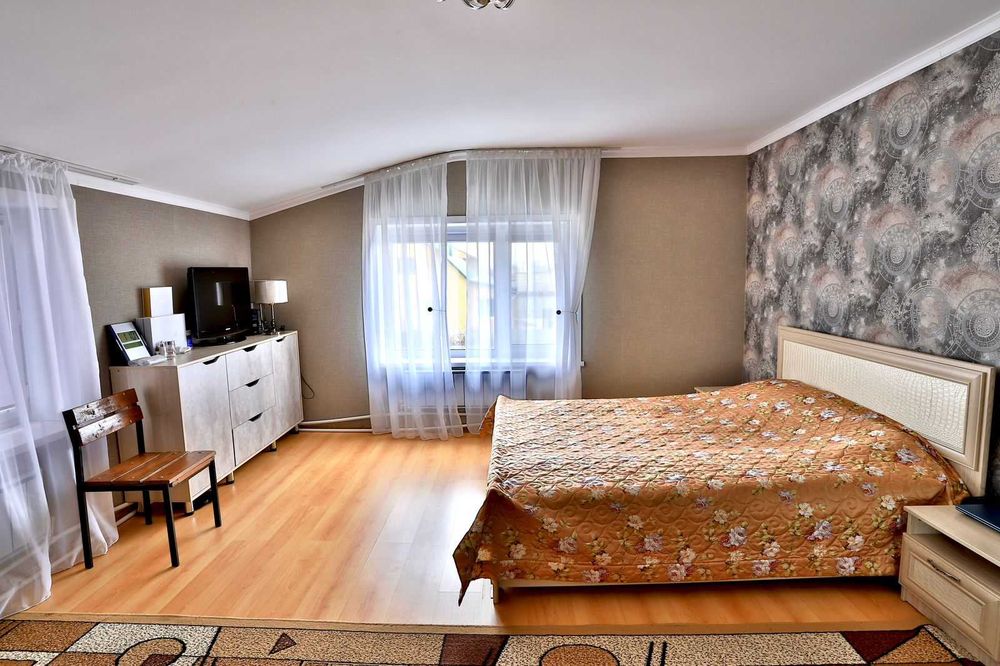 Дом, 188,6м², участок 8 сот.