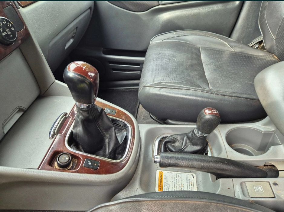 Vand suzuki grand vitara 2.0 benzina