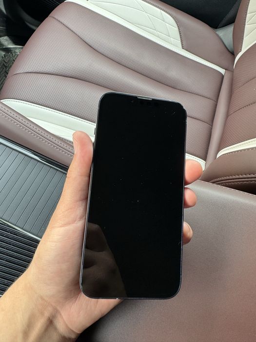 Продам iphone 13(128gb)