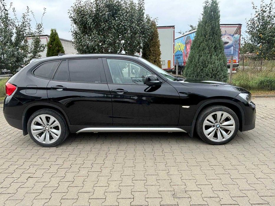Vand BMW ,X1 an fabricatie 2011