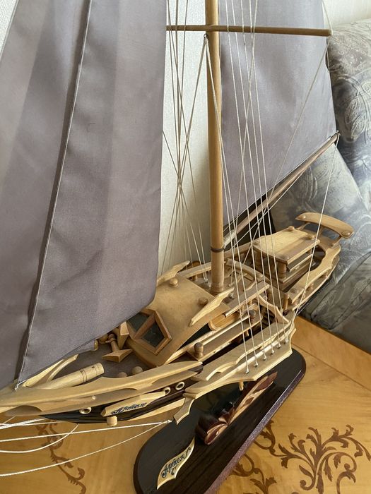 Карабль ручной работы