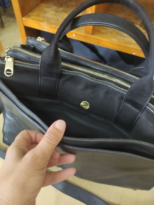 Мъжка кожена чанта