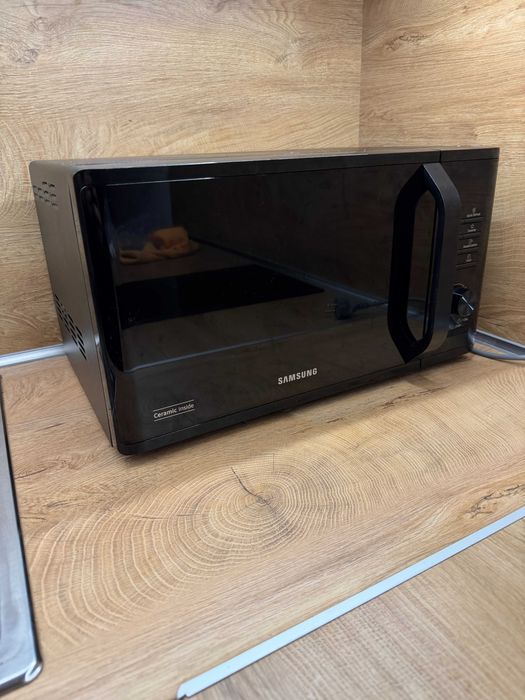 Микровълнова фурна SAMSUNG MS23K3515AK