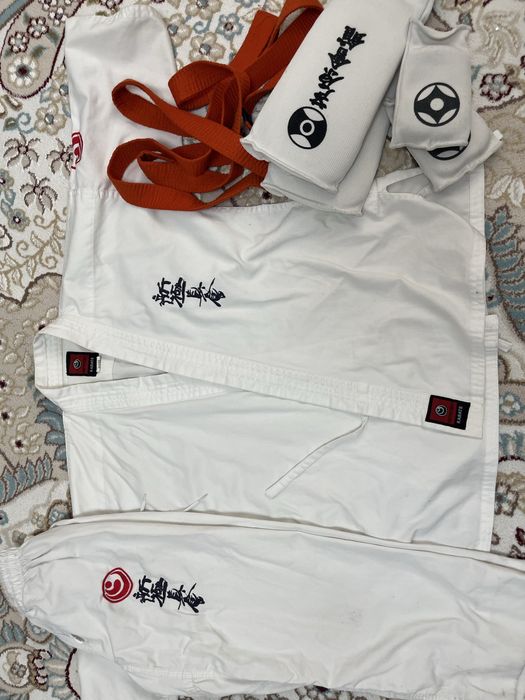 Костюм для каратэ 150 см.